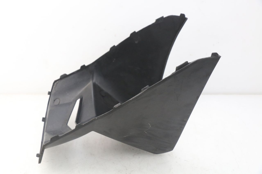 photo de UNDERSEAT COVER KYMCO AGILITY 4T 50 (2005 - 2018) - Fixing points details