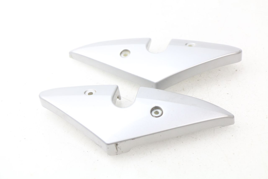 photo de UNDERSEAT PANEL HYOSUNG AQUILA GV 125 (2009 - 2016) - Alternative perspective