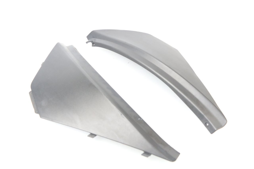 photo de UNDERSEAT PANEL APRILIA ATLANTIC 125 (2003 - 2009) - Alternative perspective