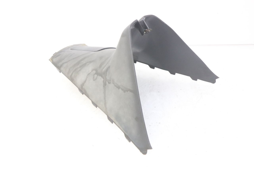 photo de UNDERSEAT COVER HONDA BALI EX 100 (1996 - 2000) - Technical close-up