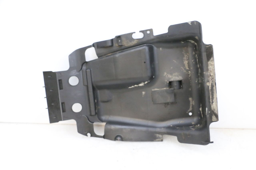 photo de UNDERSEAT PANEL SUZUKI BURGMAN EXECUTIVE ABS 650 (2006 - 2012) - Component detail