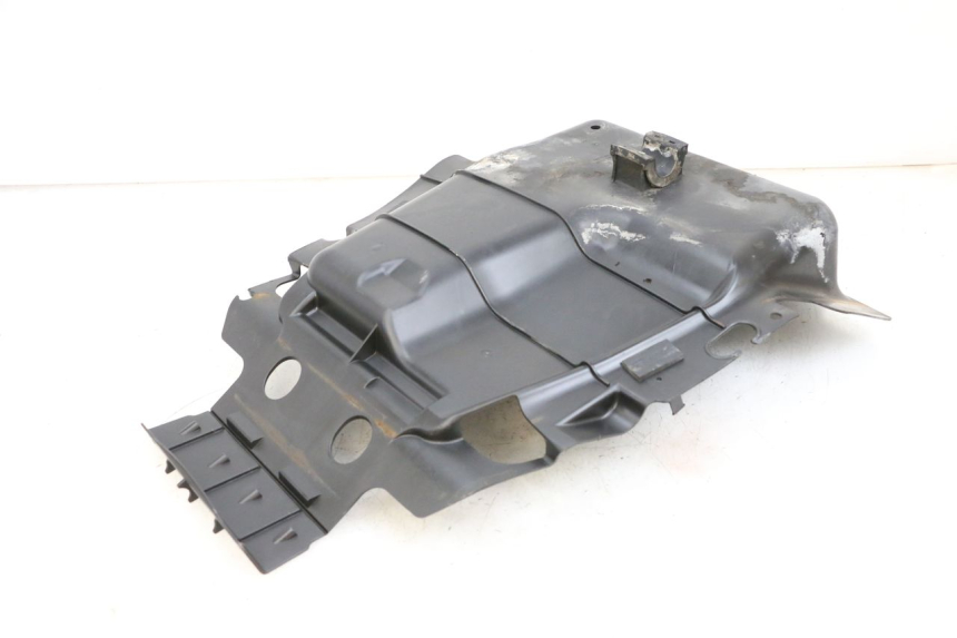 photo de UNDERSEAT PANEL SUZUKI BURGMAN EXECUTIVE ABS 650 (2006 - 2012) - Alternative perspective