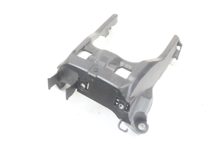 photo de UNDERSEAT PANEL HONDA CRF R 250 (2020 - 2021) - Component detail