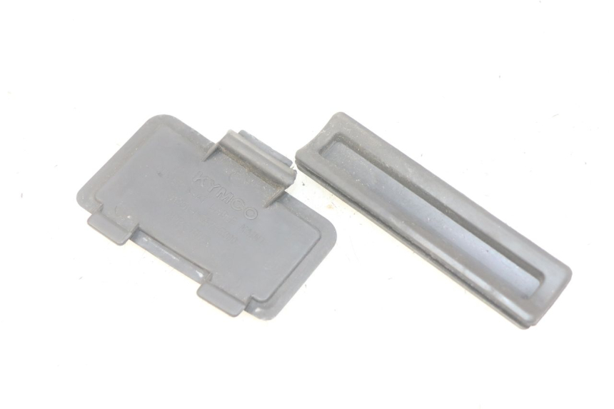 photo de UNDERSEAT COVER KYMCO DINK STREET 125 (2009 - 2014) - Component detail