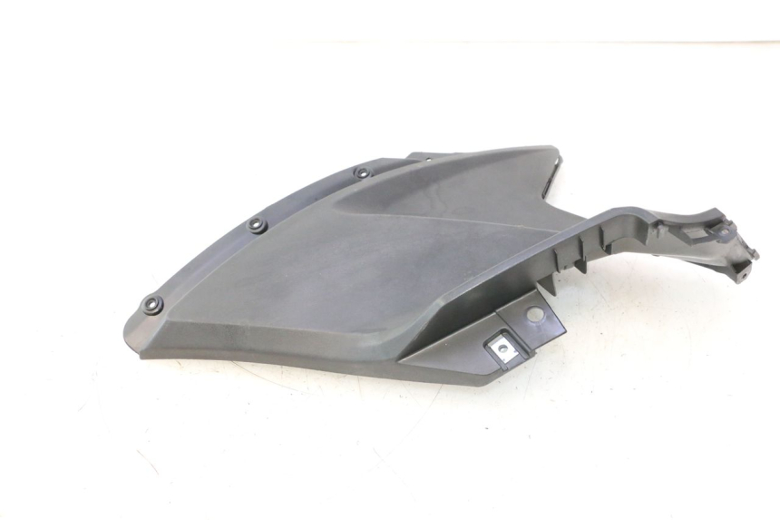 photo de RIGHT UNDERSEAT PANEL KYMCO AGILITY CITY 16P 125 (2015 - 2024) - Fixing points details