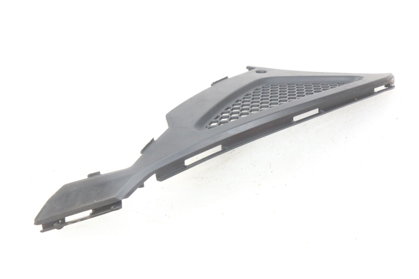 photo de RIGHT SIDE SEAT COVER KYMCO AGILITY RS 2T 50 (2009 - 2013) - Zoom on usage condition