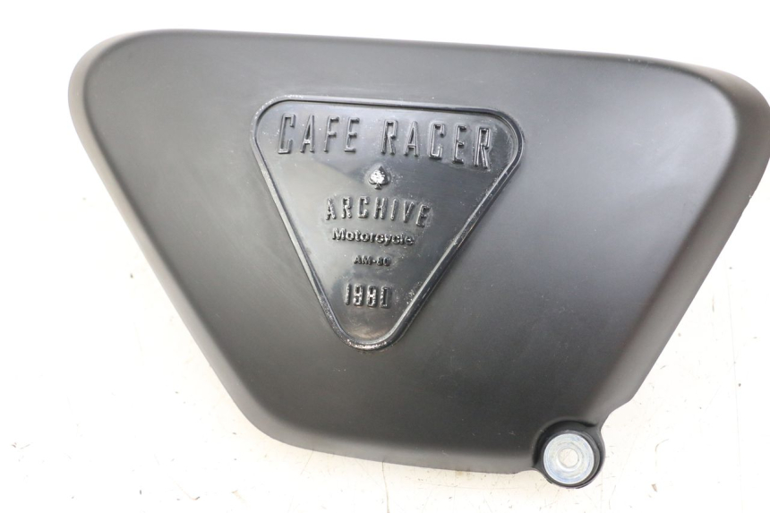 photo de RIGHT UNDERSEAT PANEL ARCHIVE CAFE RACER 4T 50 (2019 - 2024) - Main view