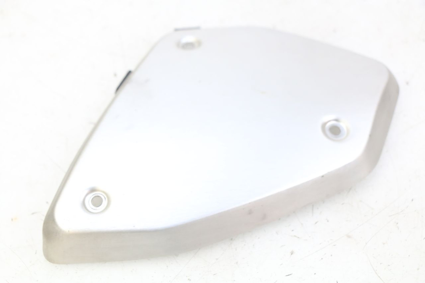 photo de RIGHT SIDE SEAT COVER HONDA CB R 1000 (2018 - 2023) - Component detail