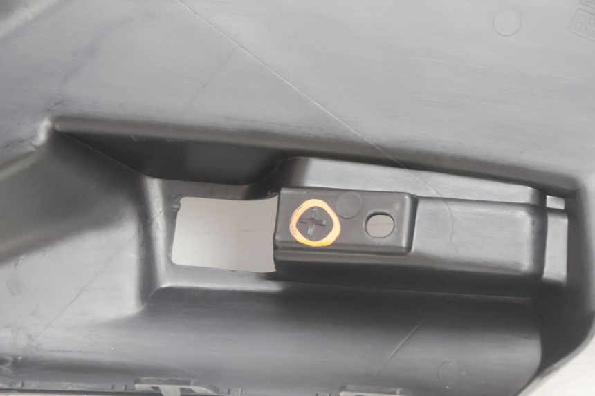 photo de RIGHT UNDERSEAT PANEL PEUGEOT CITYSTAR 2T 50 (2018 - 2021) - Product overview