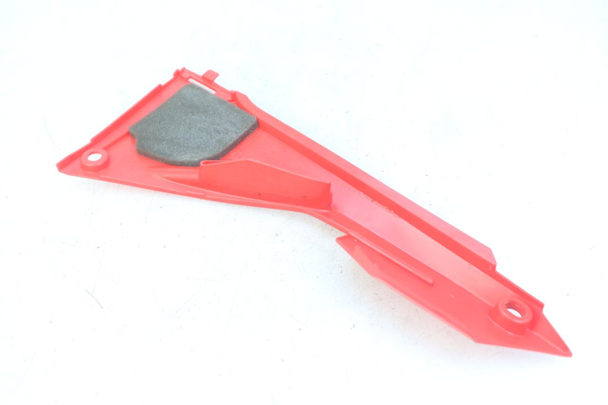 photo de RIGHT SIDE UNDER SEAT COVER HONDA CRF CR-F RX 450 (2017 - 2021) - Zoom on usage condition