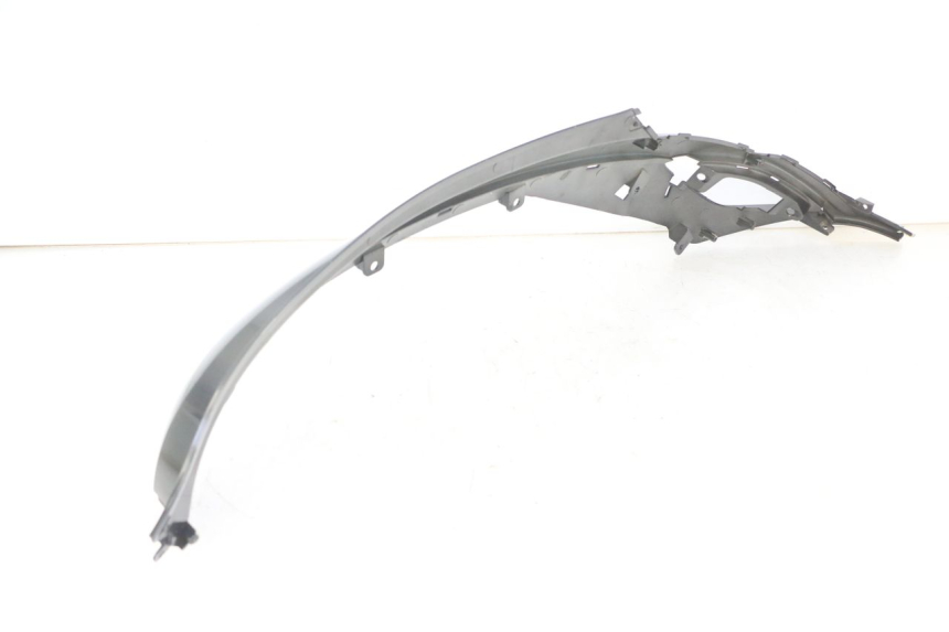 photo de RIGHT UNDERSEAT PANEL SYM FIDDLE 3 III 50 (2014 - 2020) - Fixing points details