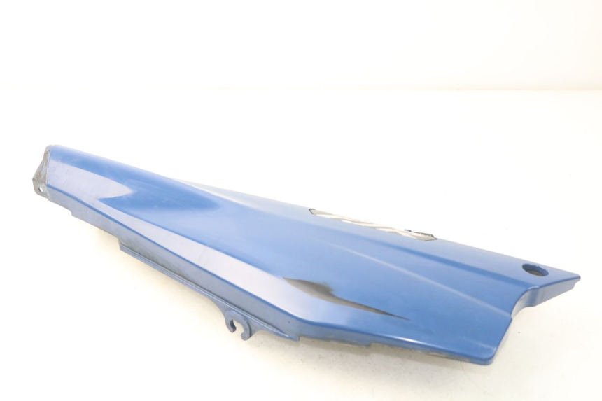 photo de RIGHT UNDERSEAT PANEL YAMAHA FJR ABS 1300 (2006 - 2012) - Product overview