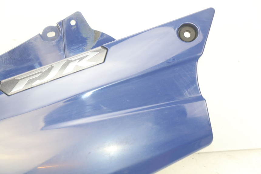 photo de RIGHT SIDE UNDER SEAT COVER YAMAHA FJR ABS 1300 (2016 - 2020) - Checked used part