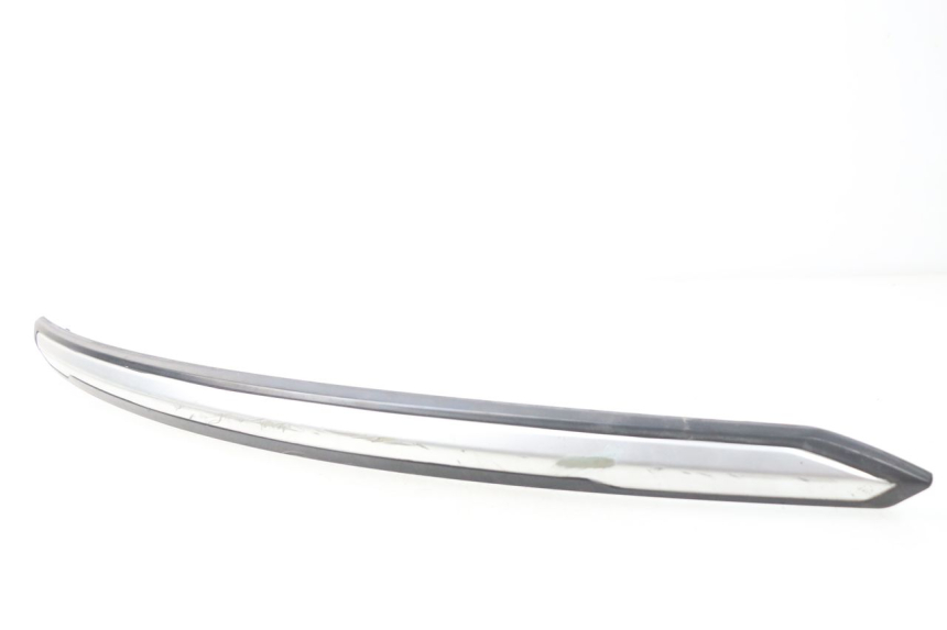 photo de RIGHT UNDERSEAT PANEL SYM GTS EVO 125 (2009 - 2013) - Main view