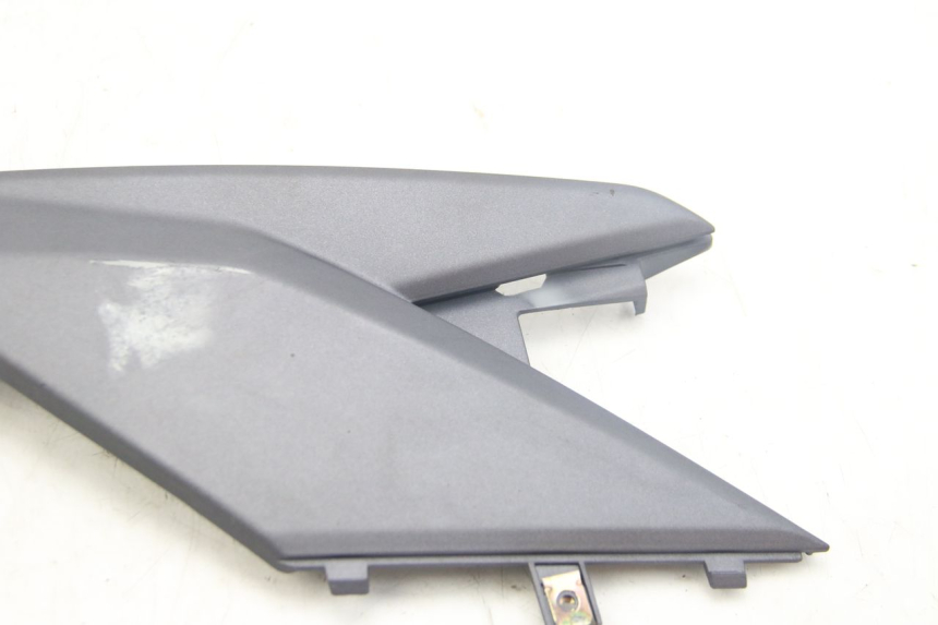 photo de RIGHT SIDE SEAT COVER SYM JET 4 4T 50 (2018 - 2021) - Component detail