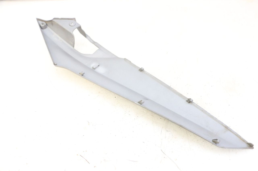 photo de RIGHT UNDERSEAT PANEL SYM JOYMAX 125 (2010 - 2017) - Component detail