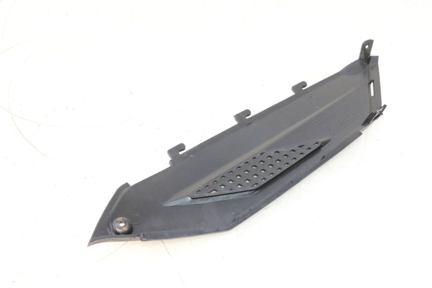 photo de RIGHT UNDERSEAT PANEL RIDE JUMP 2T 50 (2012 - 2017) - Technical close-up