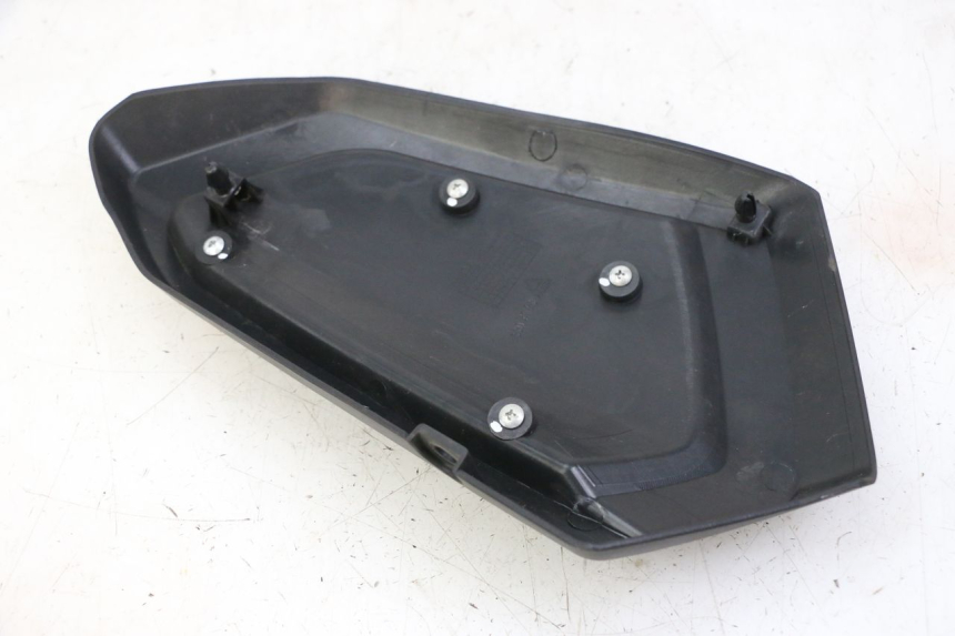 photo de RIGHT UNDERSEAT PANEL KEEWAY K-LIGHT KLIGHT 125 (2018 - 2025) - Component detail