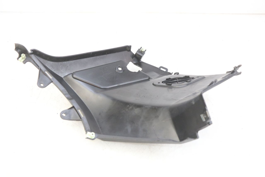 photo de RIGHT SIDE SEAT COVER PEUGEOT KISBEE 2T 50 (2010 - 2017) - Component detail