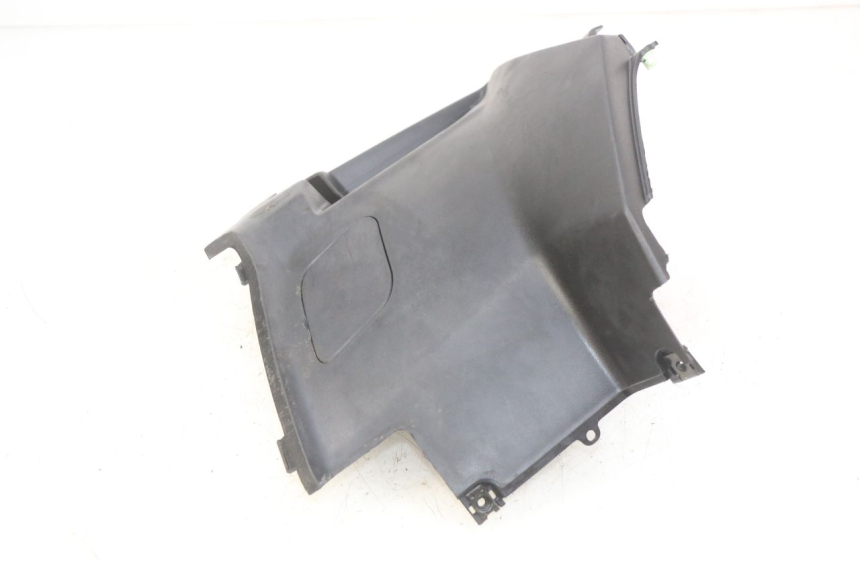 photo de RIGHT SIDE SEAT COVER PEUGEOT KISBEE 2T 50 (2010 - 2017) - Alternative perspective