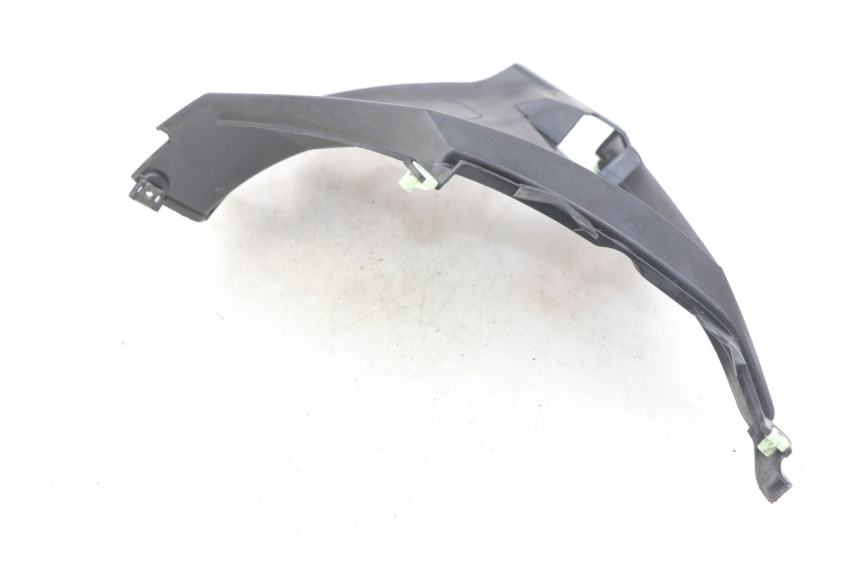 photo de RIGHT SIDE SEAT COVER PEUGEOT KISBEE 2T 50 (2010 - 2017) - Technical close-up