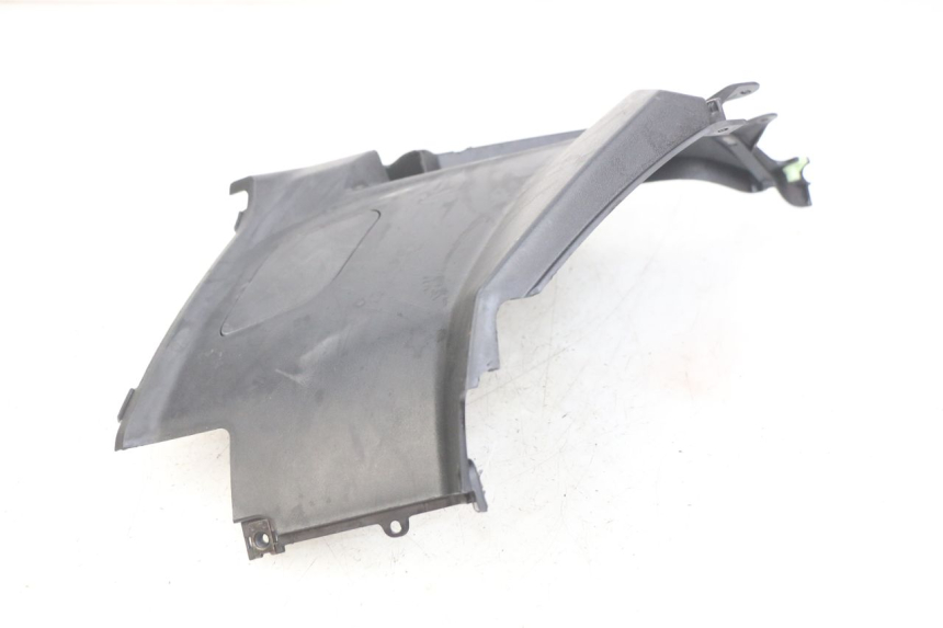 photo de RIGHT SIDE SEAT COVER PEUGEOT KISBEE 2T 50 (2010 - 2017) - Alternative perspective