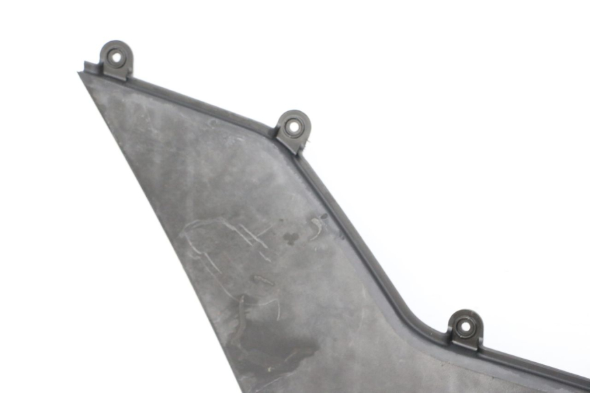 photo de RIGHT UNDERSEAT PANEL KYMCO PEOPLE S 125 (2000 - 2008) - Product overview