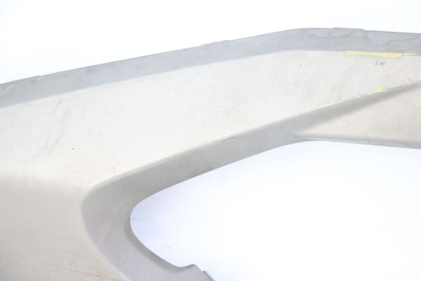 photo de RIGHT UNDERSEAT PANEL KYMCO XCITING 500 (2007 - 2010) - Additional view of the item