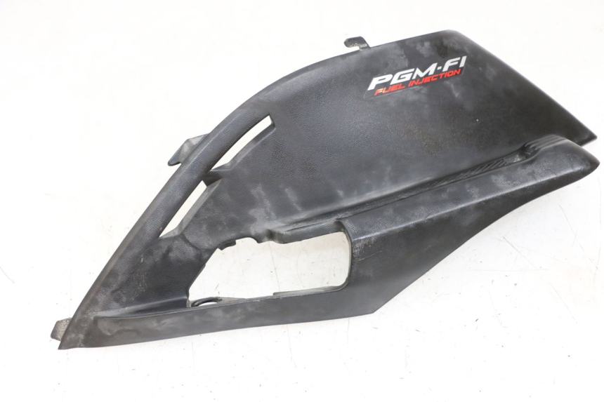 photo de RIGHT UNDERSEAT PANEL HONDA NHX LEAD 110 (2008 - 2010) - Main view