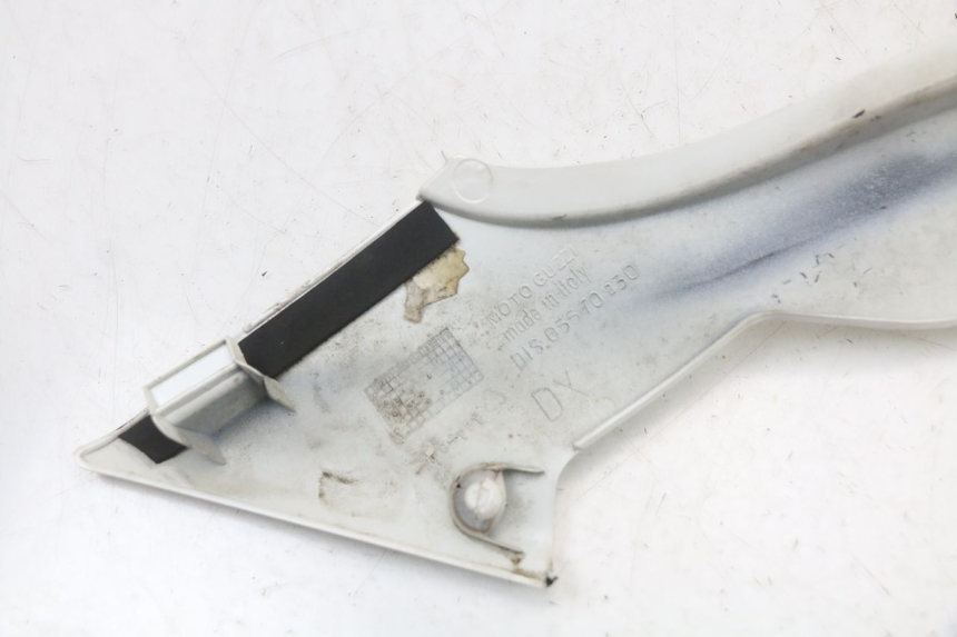 photo de RIGHT UNDERSEAT PANEL MOTO GUZZI NORGE 8V GT 1200 (2011 - 2016) - Product overview