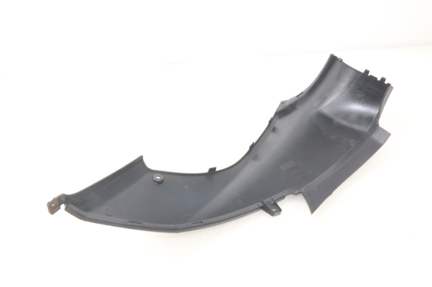 photo de RIGHT SIDE SEAT COVER MBK OVETTO 2T 50 (2007 - 2017) - Zoom on usage condition