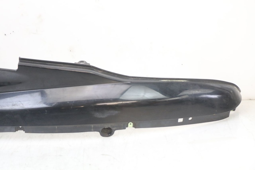 photo de RIGHT UNDERSEAT PANEL PEUGEOT DJANGO 125 (2014 - 2017) - Alternative perspective