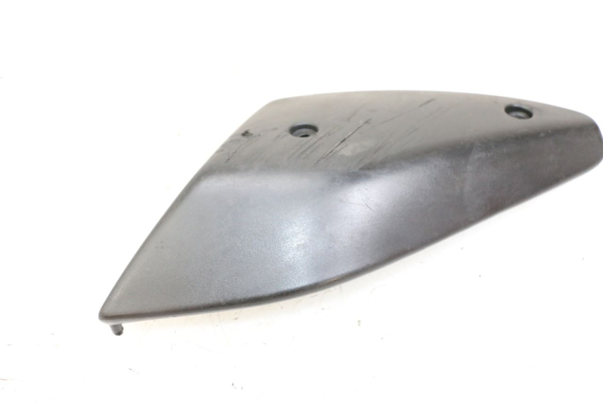 photo de RIGHT UNDERSEAT PANEL PEUGEOT TKR TREKKER FURIOUS 50 (2005 - 2014) - Alternative perspective