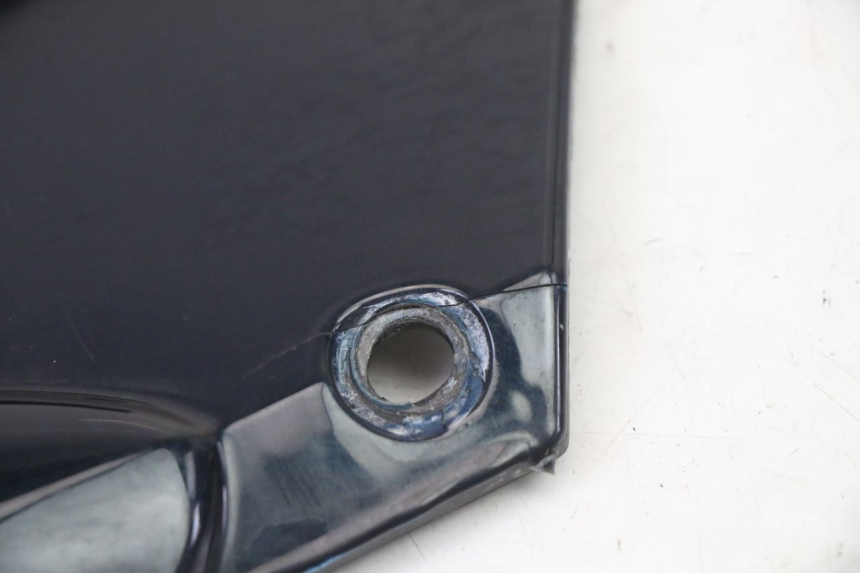 photo de RIGHT UNDERSEAT PANEL HONDA ST PAN EUROPEAN 1300 (2002 - 2013) - Component detail