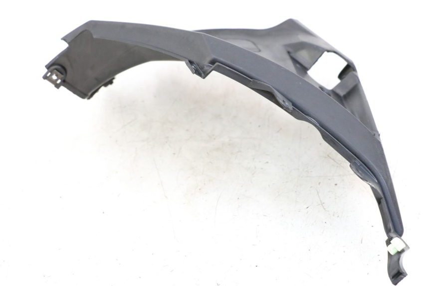 photo de RIGHT UNDERSEAT PANEL PEUGEOT STREETZONE 2T 50 (2014 - 2019) - Zoom on usage condition