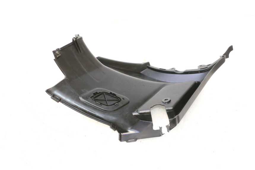 photo de RIGHT UNDERSEAT PANEL PEUGEOT STREETZONE NAKED 2T 50 (2014 - 2018) - Alternative perspective