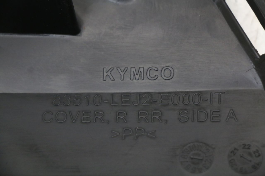 photo de RIGHT UNDERSEAT PANEL KYMCO SUPER 8 4T 50 (2021 - 2024) - Product overview