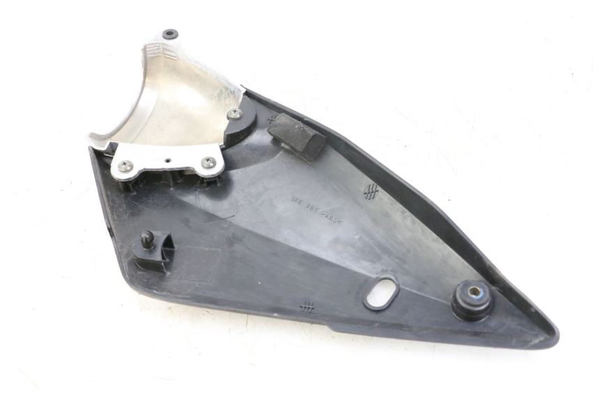 photo de RIGHT SIDE SEAT COVER SUZUKI GSF S BANDIT 600 (2000 - 2004) - Component detail