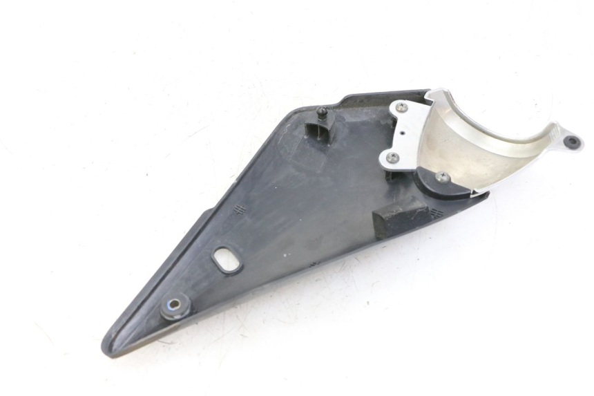 photo de RIGHT SIDE SEAT COVER SUZUKI GSF S BANDIT 600 (2000 - 2004) - Zoom on usage condition