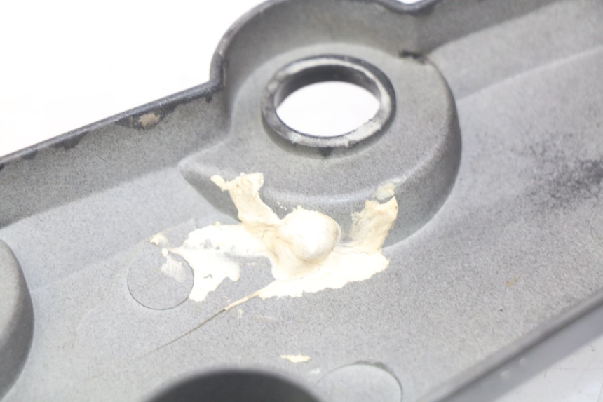 photo de RIGHT SIDE SEAT COVER SYM WOLF SB 125 (2011 - 2018) - Alternative perspective