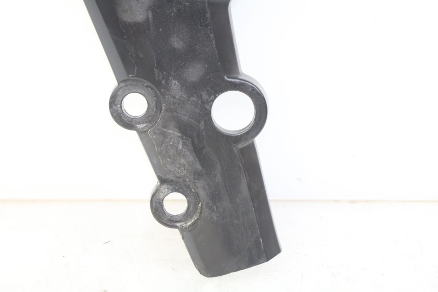 photo de RIGHT SIDE SEAT COVER SYM WOLF SB 125 (2011 - 2018) - Markings and original references