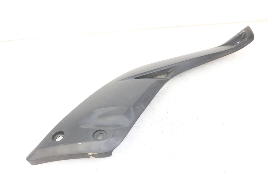 photo de RIGHT UNDERSEAT PANEL YAMAHA X-MAX XMAX ABS 250 (2010 - 2012) - Component detail