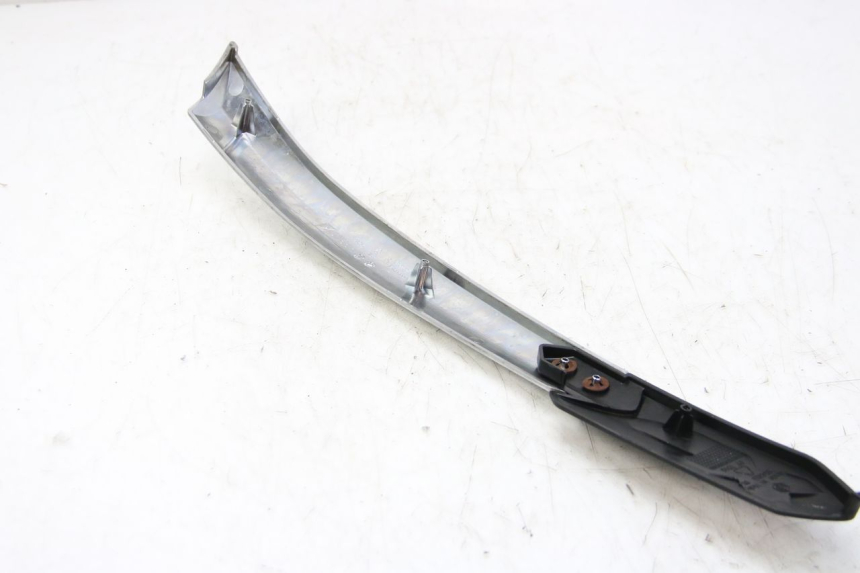 photo de RIGHT SIDE SEAT COVER PIAGGIO XEVO - X EVO 125 (2007 - 2017) - Zoom on usage condition