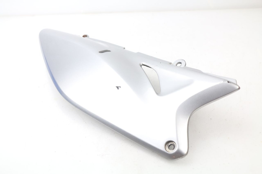 photo de RIGHT UNDERSEAT PANEL HONDA XLV TRANSALP 650 (2005 - 2007) - Checked used part