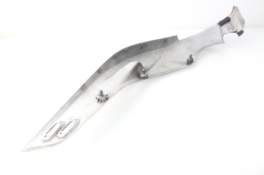 photo de RIGHT SIDE SEAT COVER YAMAHA XP T-MAX TMAX ABS 500 (2004 - 2007) - Zoom on usage condition