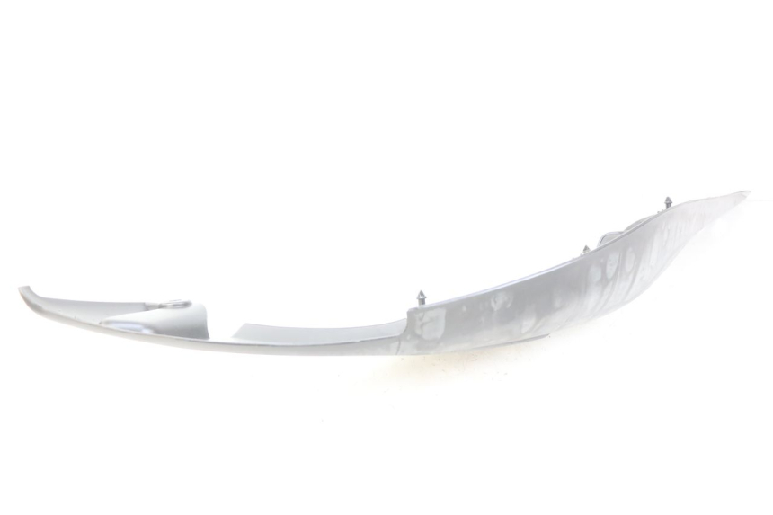 photo de RIGHT SIDE SEAT COVER YAMAHA XP T-MAX TMAX ABS 500 (2004 - 2007) - Fixing points details