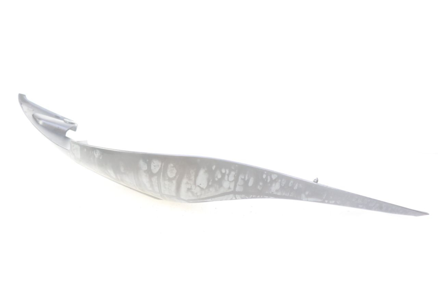 photo de RIGHT SIDE SEAT COVER YAMAHA XP T-MAX TMAX ABS 500 (2004 - 2007) - Surface and material condition