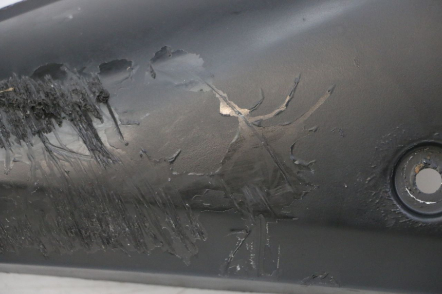 photo de RIGHT UNDERSEAT PANEL YAMAHA TZR 50 (2008 - 2016) - Additional view of the item