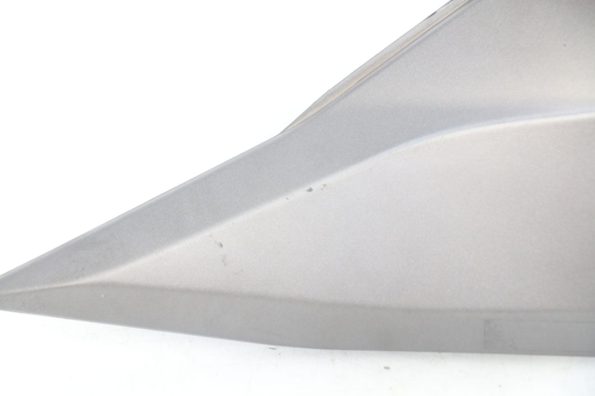 photo de RIGHT SIDE SEAT COVER KAWASAKI Z S 750 (2003 - 2006) - Technical close-up