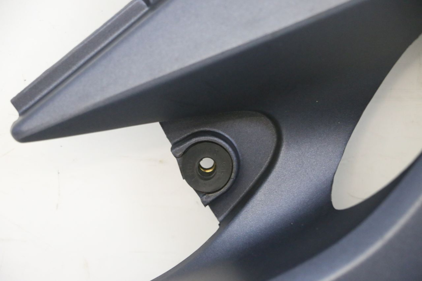 photo de RIGHT UNDERSEAT PANEL KAWASAKI ZR 7 750 (1999 - 2004) - Supplementary product photo